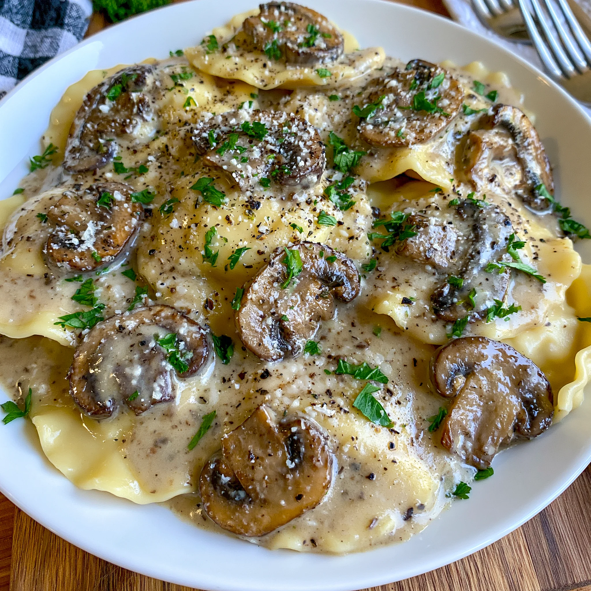 Creamy Mushroom Ravioli Sauce Recipe